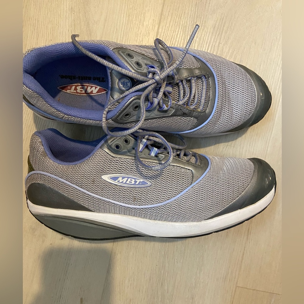 MBT Anti-Shoe 400212-19 Women Gray Toning Fitness Walking Shoes Size US 9.5